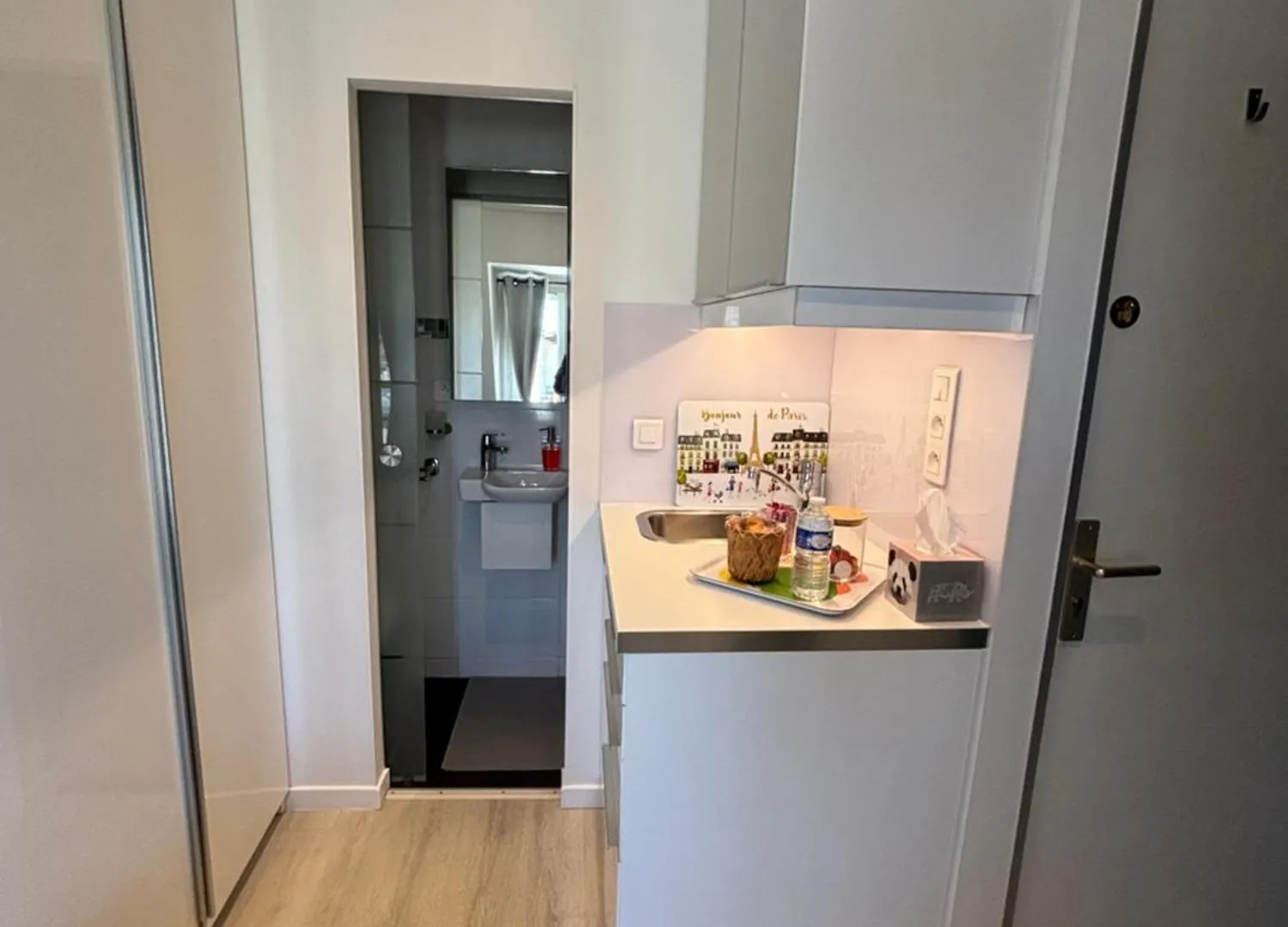 Appartement Paris - coeur Batignolles - Studette 10 m2 - neuf France